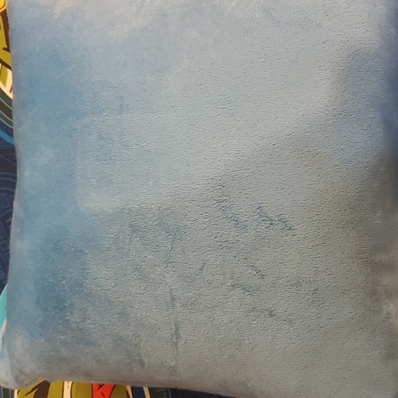 Bnwt Fortnight pillow - Picture 3 of 6